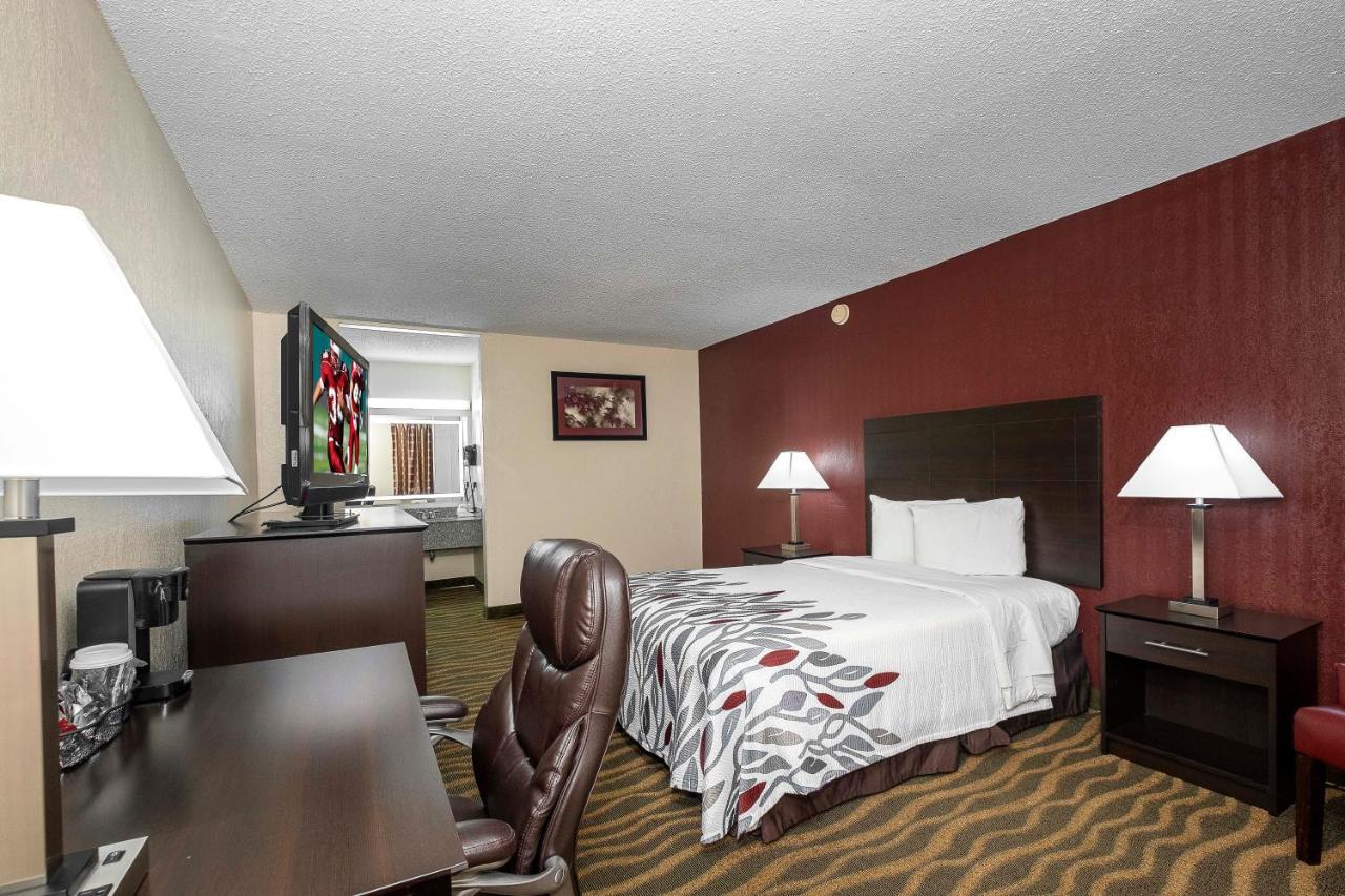 Red Roof Inn Murray Bagian luar foto